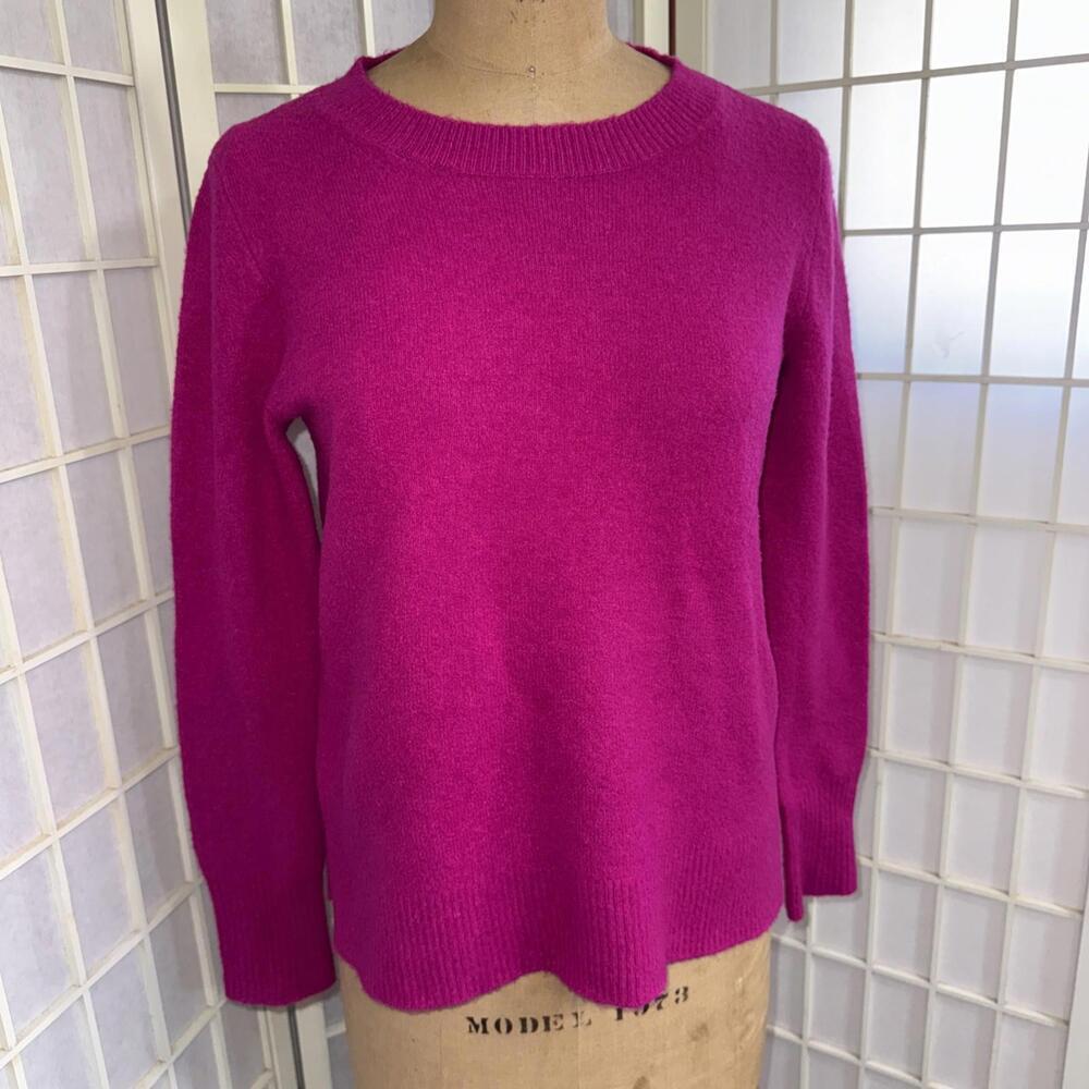 J. Crew Extra Soft Minimalist Pink Long Sleeve Preppy Designer Sweater XS